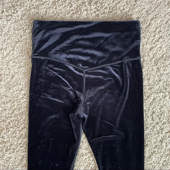 Athleta Elation Ultra High Rise Tight in Velvet Size Small - Picture 9 of 13